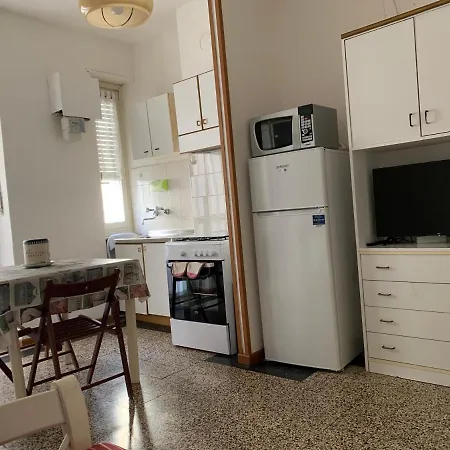 Casaury-torinometrostop Apartman