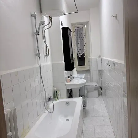 Lägenhet Casaury-torinometrostop *