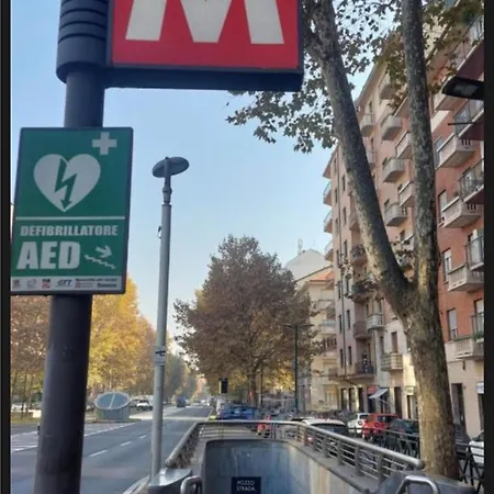 Casaury-torinometrostop * Turin